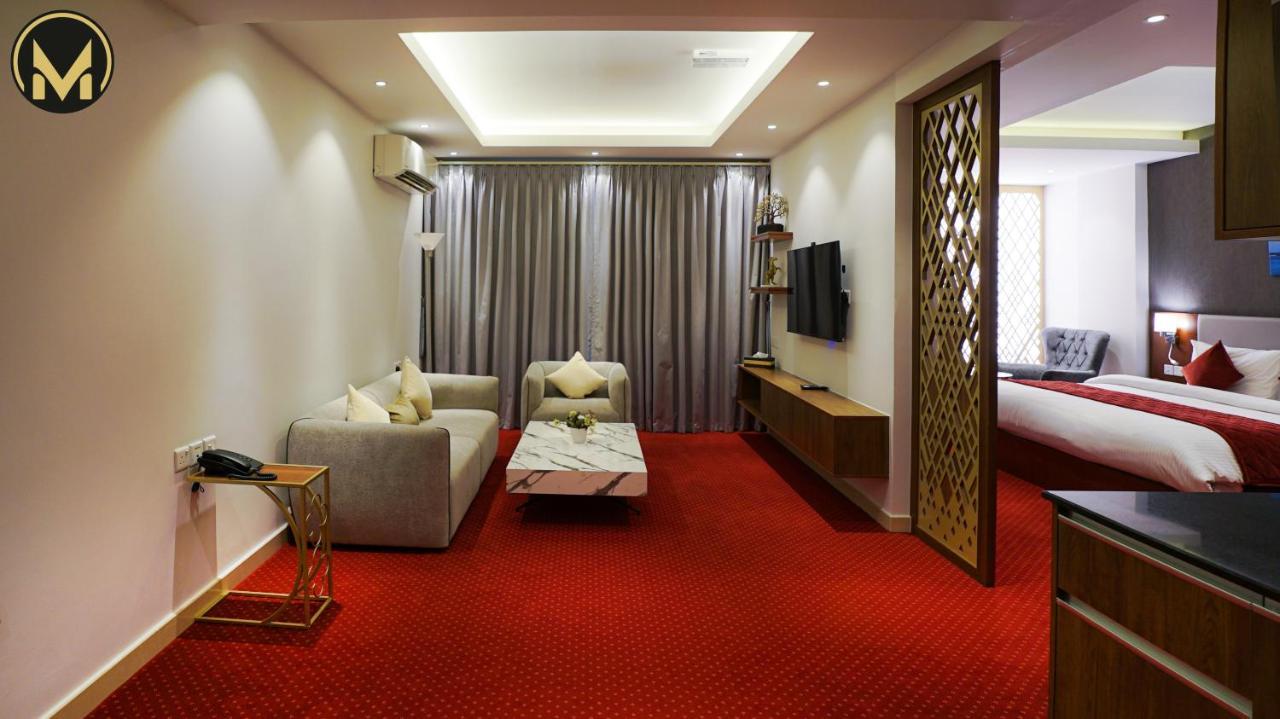 Muscat Express Hotel Εξωτερικό φωτογραφία