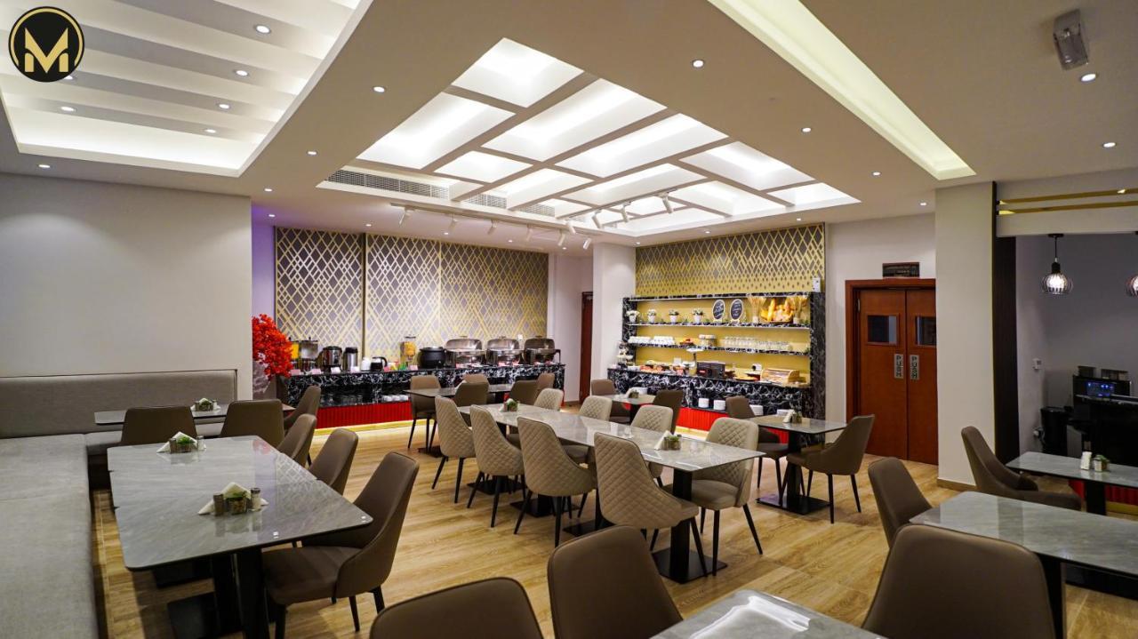 Muscat Express Hotel Εξωτερικό φωτογραφία
